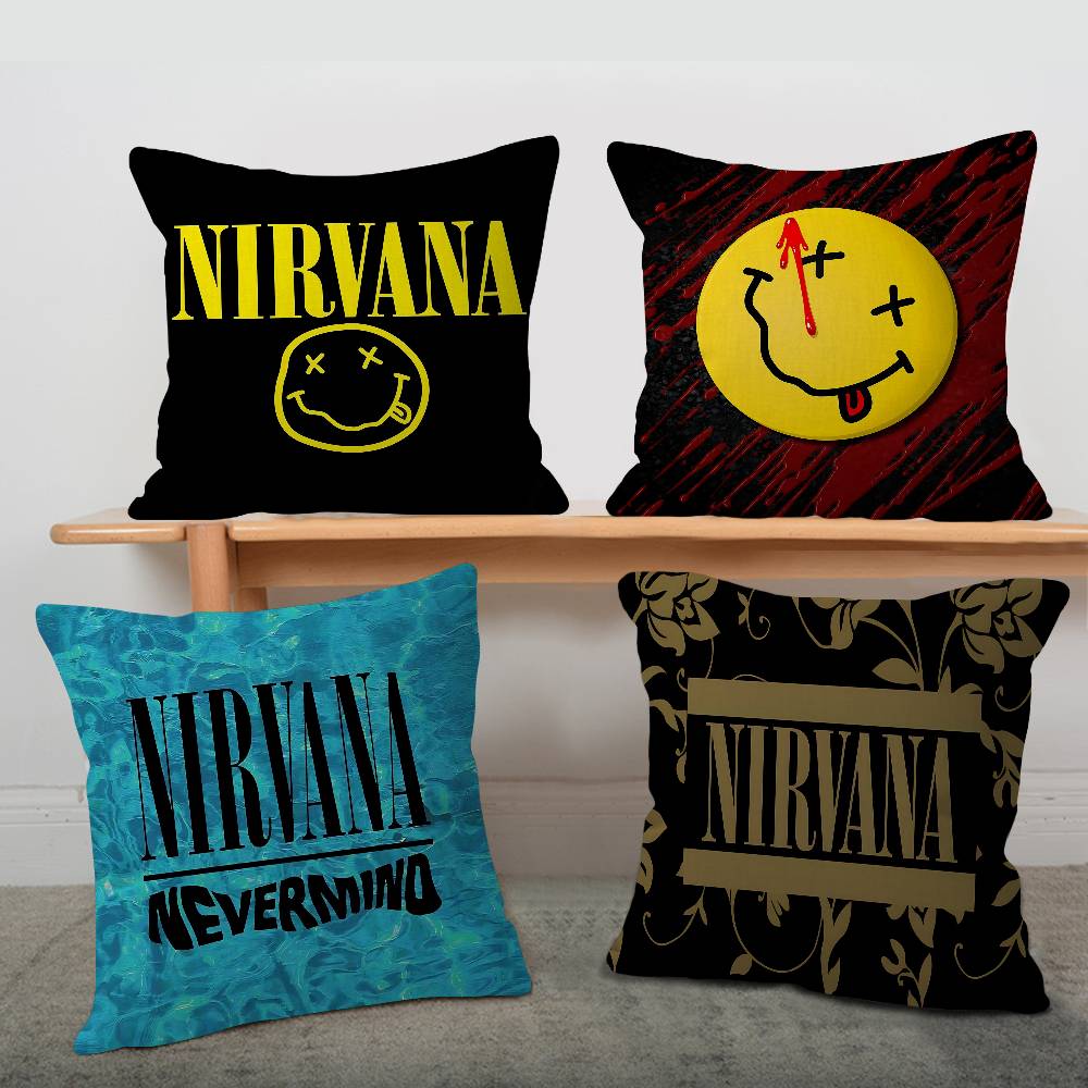 Band Hot N-Nirvanas Kussen Kus - Hot Home Of Textiles recensie en prijs